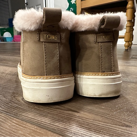 Toms Paxton Slip On Faux Fur - Picture 2 of 5